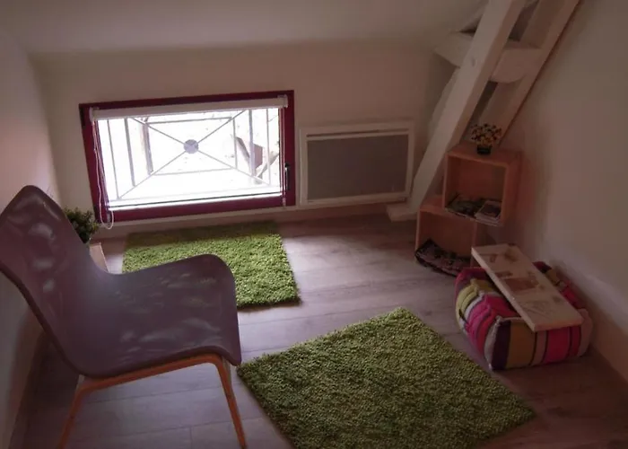 Nyaraló Du Sechoir Bouresse