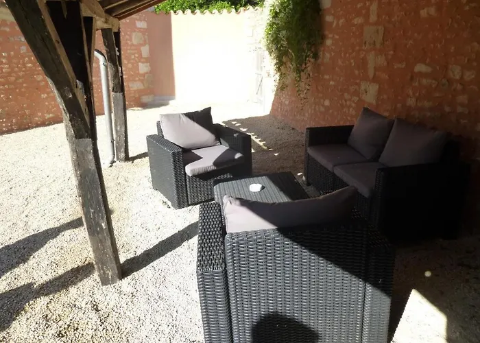 Du Sechoir Nyaraló *